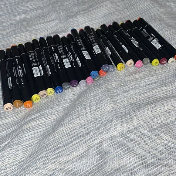 ARTSMITH Illustration Markers (24 Markers!) Dual Tip Artist Drawing Professional - Picture 2 of 8